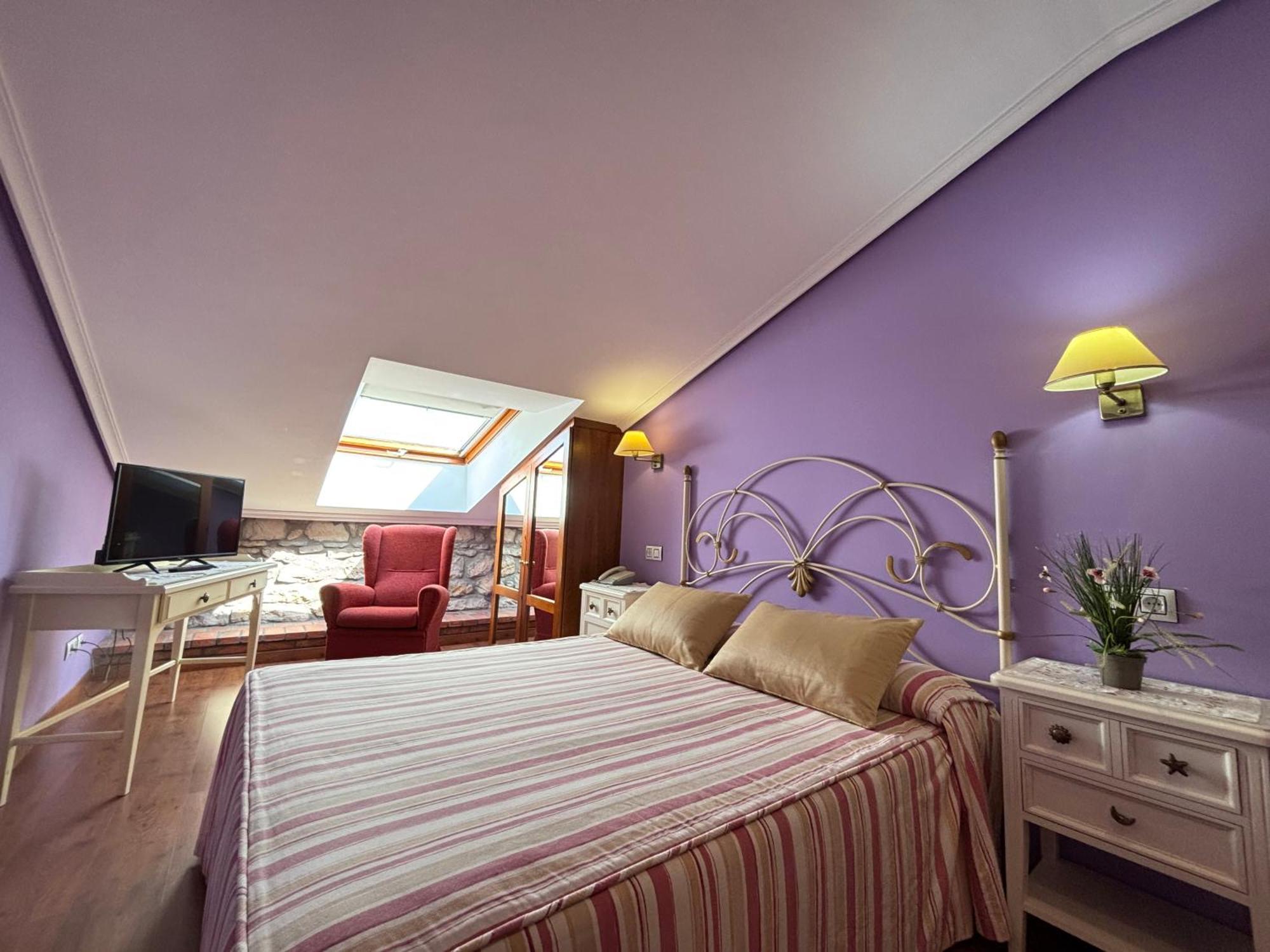 Hotel Casona Los Caballeros Santillana del Mar Extérieur photo