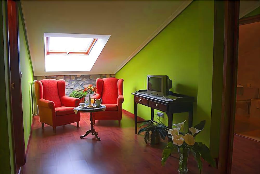 Hotel Casona Los Caballeros Santillana del Mar Extérieur photo