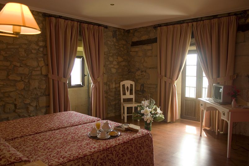 Hotel Casona Los Caballeros Santillana del Mar Chambre photo